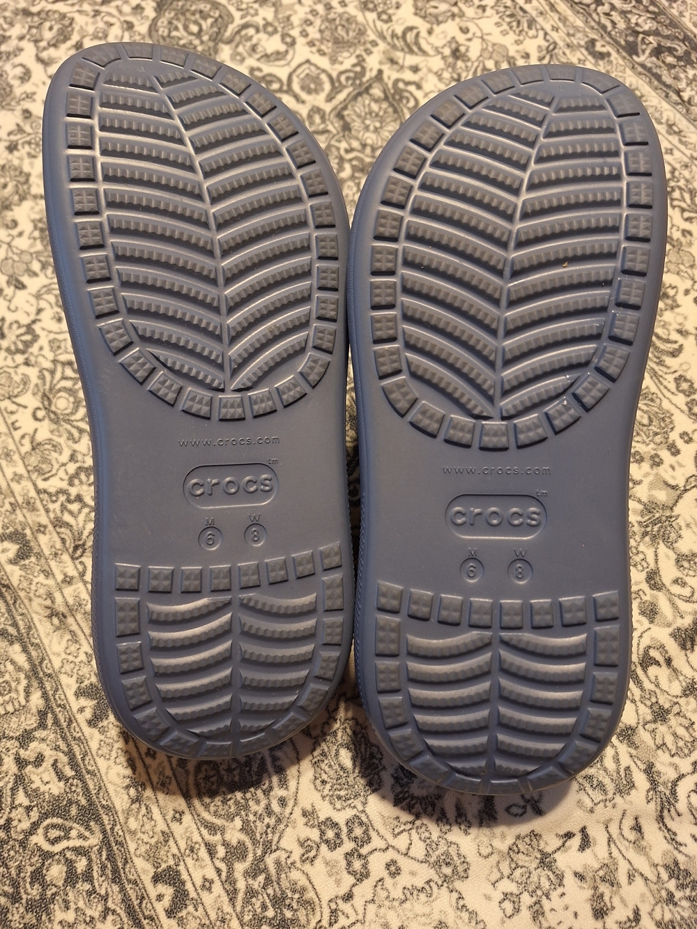 CROCS Classic Crush Clog. Like New Condition. Womens Sz 8. Mens Sz 6 - Picture 6 of 7